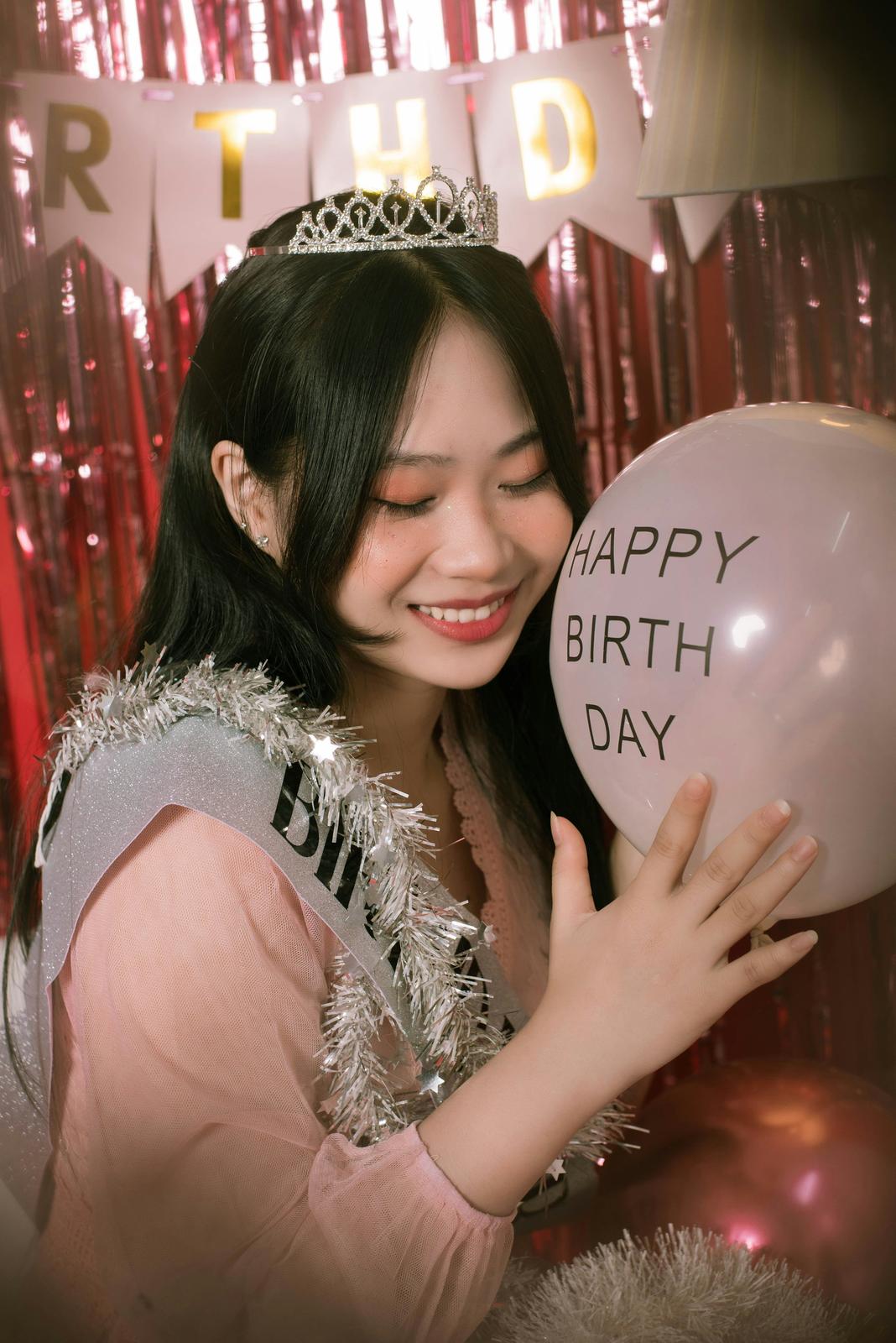 Birthday party — pastel balloons and decor